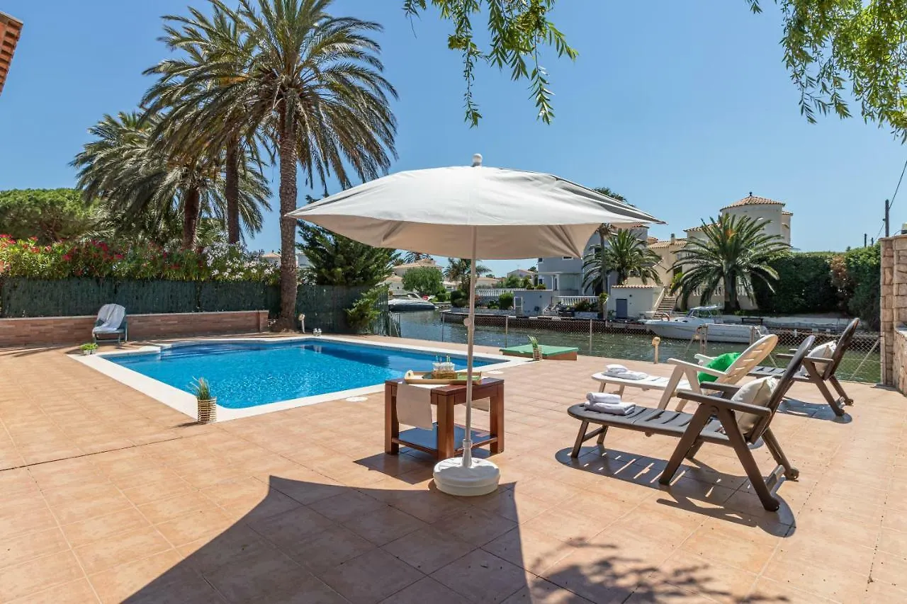 Apart-Rent Villa Pani 0145 Empuriabrava